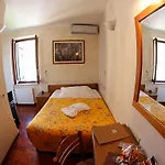 Primavera Mini Hotel