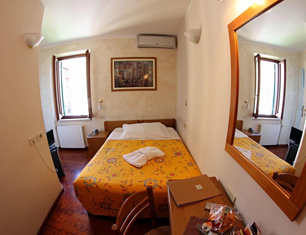 Primavera Mini Hotel 3*